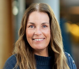 Anna Ross