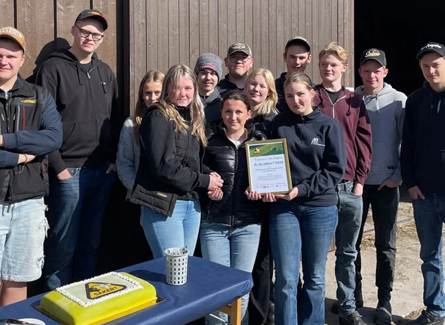 Bild på Klass NB25LANT på Blekinge Naturbruksgymnasium. Prisutdelningen.