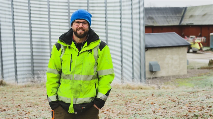 Bild på Mattias Larsson på Abbotnäs säteri.