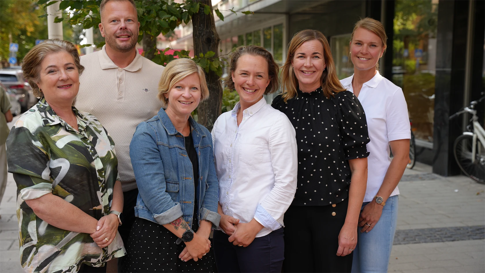 Bild på Carmel Mellquist, Mikael Blom, Elin Lundgren, Sara Westholm, Åsa-Lina Nordlund och Camilla Backlund.